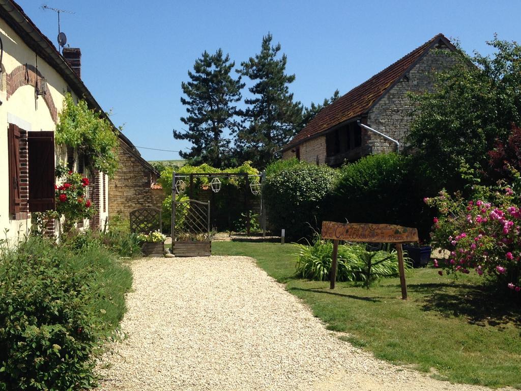La Chartreuse Hotel Poilly-sur-Tholon Exterior foto